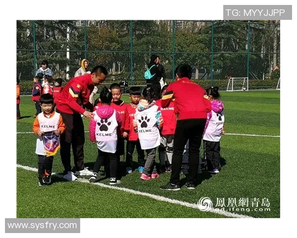 当年绿茵巨星如今身材走样球迷唏嘘见证岁月无情流转